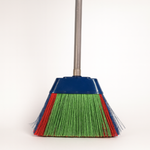 5368.png Vassoura piaçava nylon com capa e cabo artv