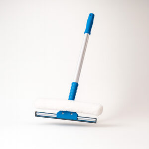 omie___717__conv.jpg Combinado limpador lavador de vidros 25cm com cabo 50cm bralimpia