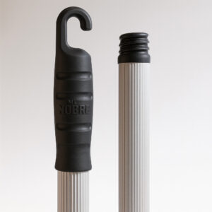 Cabo alum nat com rosca manopla preta 22mmx1,20m nobre