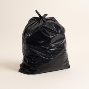 Saco lixo biodegradável preto 60l 100 un kubera
