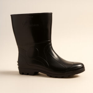 Bota pvc preta cano curto/medio 36